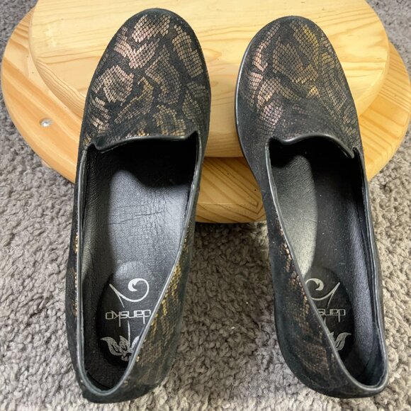 Dansko Shoes Olivia Loafer Womens Size 10 Leather Black Gold Slip On Comfort - Picture 6 of 8